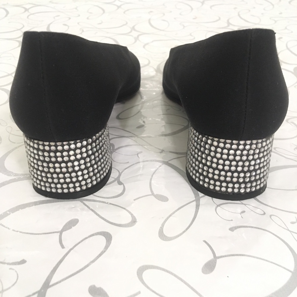 Stuart Weitzman | Satin Low Block Crystal Heel 8aa - image 4